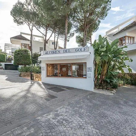 Apartament Alcores Del Golf, Oustanding Luxury Penthouse Marbella