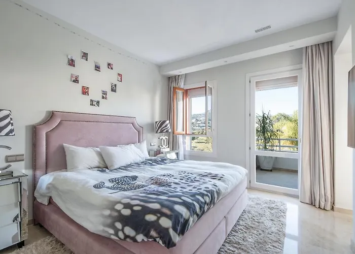 Alcores Del Golf, Oustanding Luxury Penthouse 마르베야